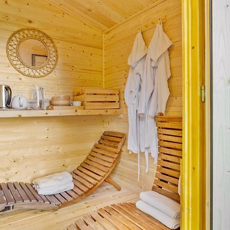Resort Pod Orehi - Bled - Apartma & Glamping & Savna Exteriör bild