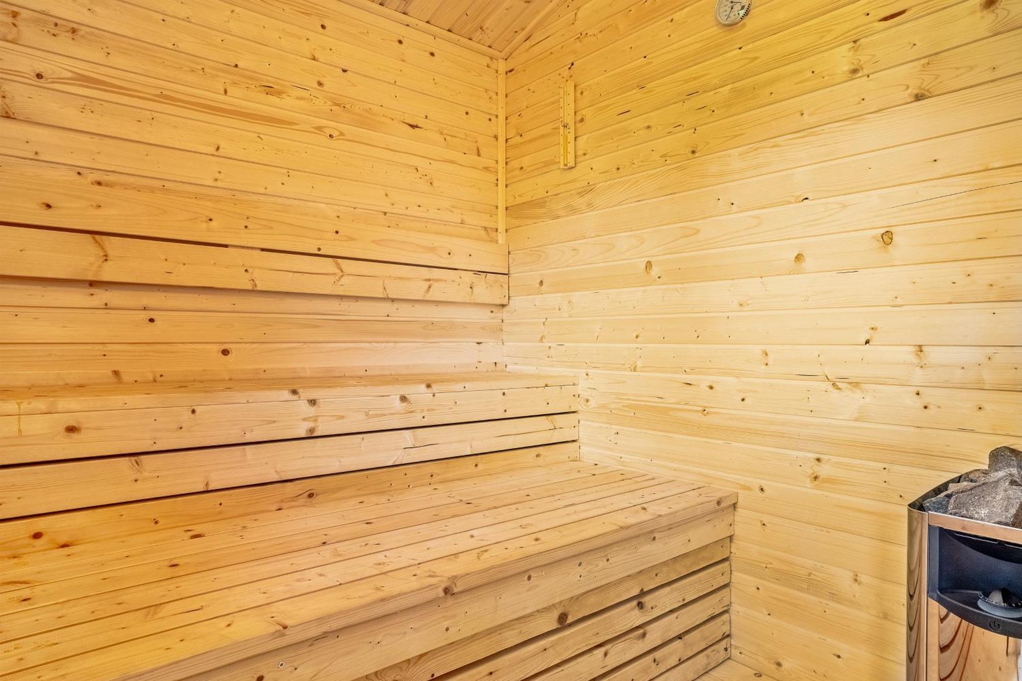 Resort Pod Orehi - Bled - Apartma & Glamping & Savna Rum bild
